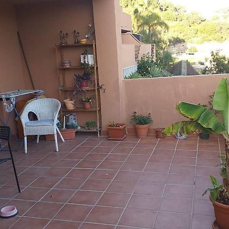 Planta Baja Cerca De La Playa Casares Costa Apartment Exterior foto