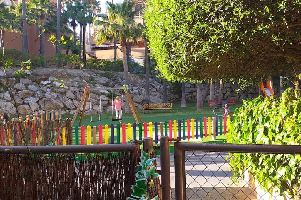 Planta Baja Cerca De La Playa Casares Costa Apartment Exterior foto