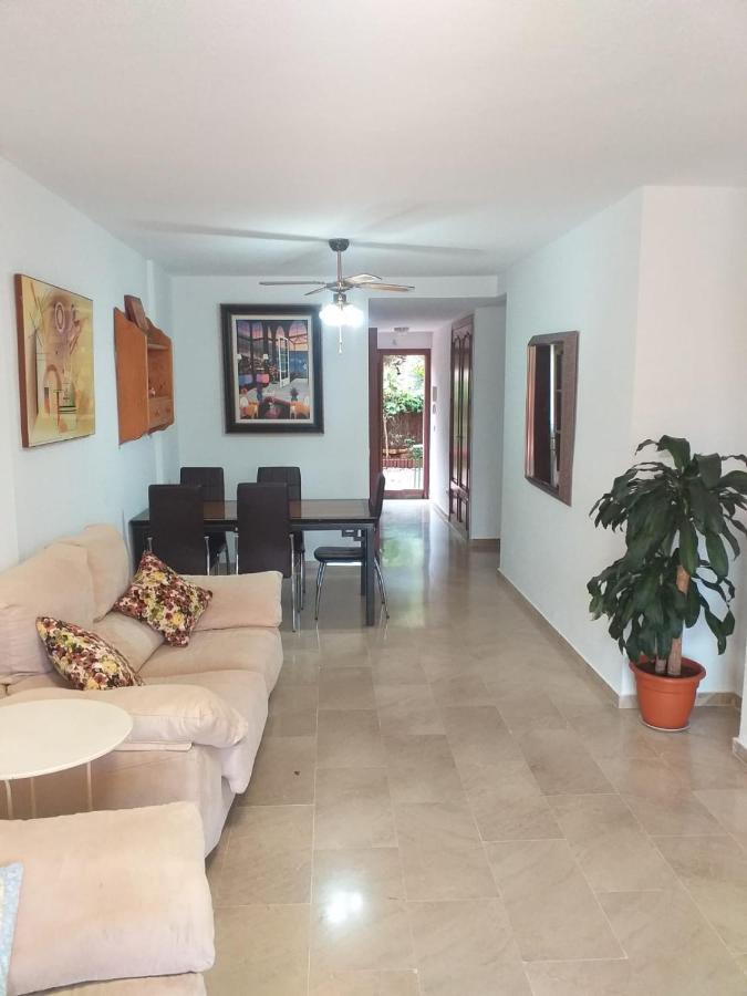 Planta Baja Cerca De La Playa Casares Costa Apartment Exterior foto